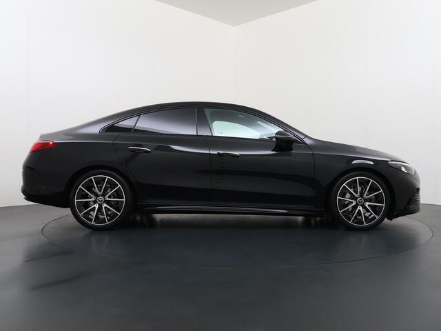 Mercedes-Benz CLA-KLASSE 180 Business Solution AMG | Night Pakket | Panoramadak | Adaptieve Cruise Control | Dodehoekassistent | Verkeersbordenassistent | MULTIBEAM LED Koplampen | Elektrisch Verstelbare Stoelen + Memory | Stoelverwarming | Sfeerverlichting | THERMOTRONIC Klimaatregeling | Sierdelen Geborsteld Aluminium Lightlines | Apple CarPlay | Android Auto | Achteruitrijcamera | Parkeersensoren