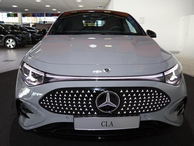 Mercedes-Benz CLA-KLASSE 250+ Launch Edition 85.5 kWh | Night | Panoramadak | Stoelverwarming | DISTRONIC | Achteruitrijcamera | Dodehoekassistent |