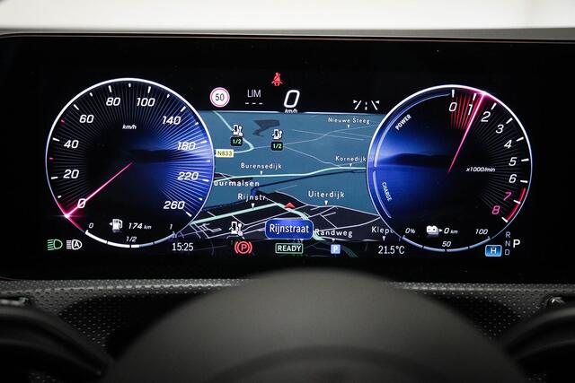 Mercedes-Benz CLA-KLASSE 250 e Business Solution AMG | WINTER PACK | PANORAMADAK | STUURVERWARMING | CAMERA