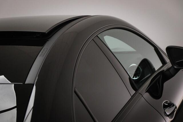 Mercedes-Benz CLA-KLASSE 250 e Business Solution AMG | WINTER PACK | PANORAMADAK | STUURVERWARMING | CAMERA