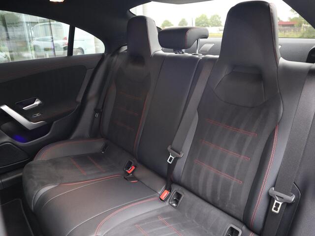 Mercedes-Benz CLA-KLASSE 200 AMG Line