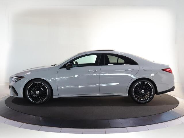 Mercedes-Benz CLA-KLASSE 180 Business Solution AMG | Panoramaschuifdak | AMG Line Plus | Head-up display | Nightpakket | 360° camera | Dodehoekassistent |