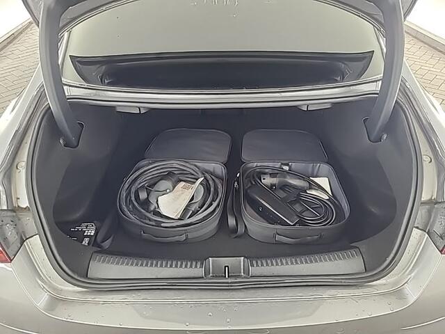 Mercedes-Benz CLA-KLASSE 250 e Star Edition AMG | Panoramadak | Stoelverwarming | Camera | Cruise Control | Keyless | Ambiance Verlichting | Navigatie | Grootlichtassistent | LED |
