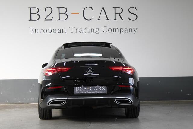 Mercedes-Benz CLA-KLASSE 180 d AMG | Panorama | LED | Stoelverwarming | DAB | Sfeerverlichting