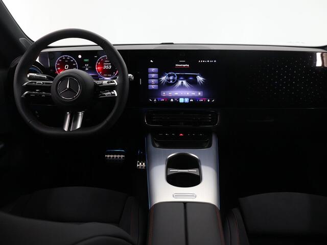 Mercedes-Benz CLA-KLASSE 180 Business Solution AMG | MULTIBEAM LED | Panoramadak | Nightpakket | Achteuitrijcamera | Trekhaak