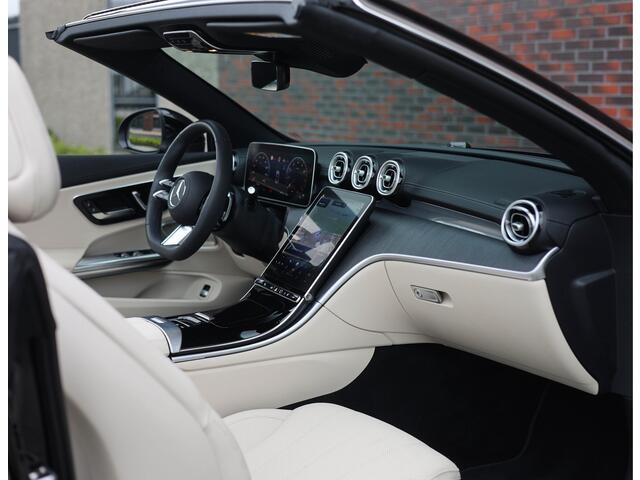 Mercedes-Benz CLE Cabriolet 300 4MATIC AMG Line | Burmester - Airscarf - Trekhaak