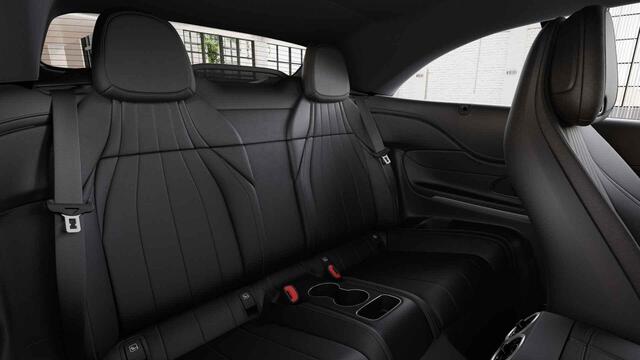 Mercedes-Benz CLE Cabriolet 200 AMG Line | Premium pakket | 360 camera | Digital light | Winter pakket | Night pakket |