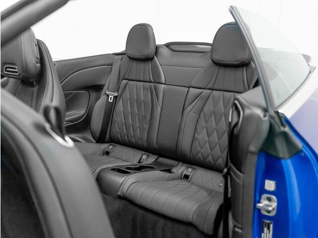 Mercedes-Benz CLE Cabriolet CLE 300 4Matic AMG Line Premium Plus | Burmester | Massage | Rij