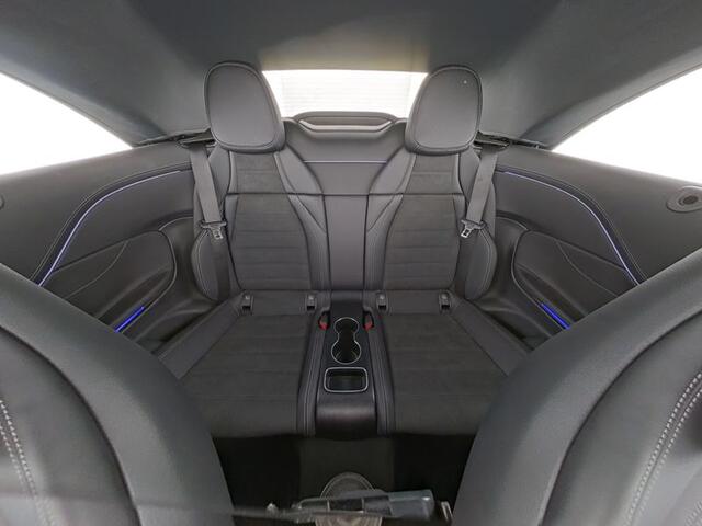 Mercedes-Benz CLE Cabriolet 180 AMG Line | Airscarf | Aircap | Memory| Keyless Go | Stuur en Stoelverwarming | Parkeerpakket | Inclusief 24 maanden Mercedes-Benz Certified garantie voor Europa.