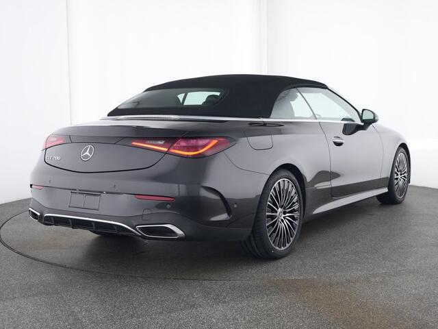 Mercedes-Benz CLE Cabriolet 200 AMG Line AMG Line | 19 Inch AMG Velgen | Memory voorstoelen | Apple CarPlay | Stuur en Stoelverwarming. Inclusief 24 maanden MB Certified garantie voor Europa.