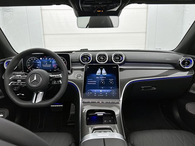 Mercedes-Benz CLE Cabriolet 200 AMG Line | Premium Plus pakket | Winterpakket | Rijassistentiepakket Plus | AMG spoiler | Middenconsole metaalstructuur | Stoelventilatie/- verwarming | Windschut | 19 inch multispaaks lichtmetalen AMG velgen |