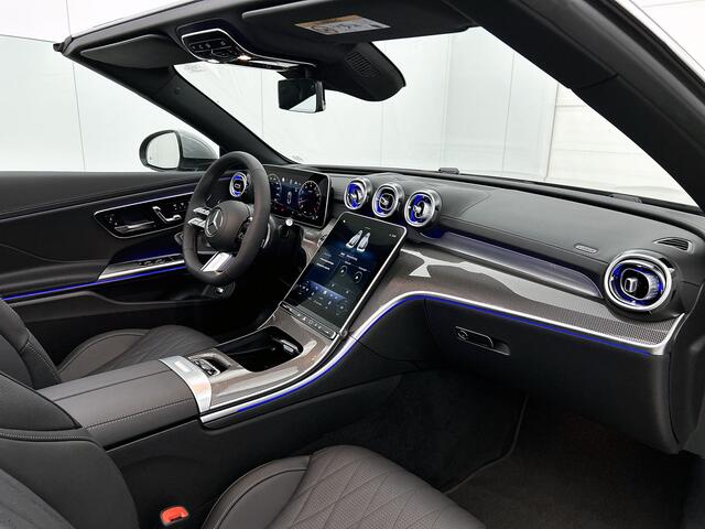 Mercedes-Benz CLE Cabriolet 200 AMG Line | Premium Plus pakket | Winterpakket | Rijassistentiepakket Plus | AMG spoiler | Middenconsole metaalstructuur | Stoelventilatie/- verwarming | Windschut | 19 inch multispaaks lichtmetalen AMG velgen |