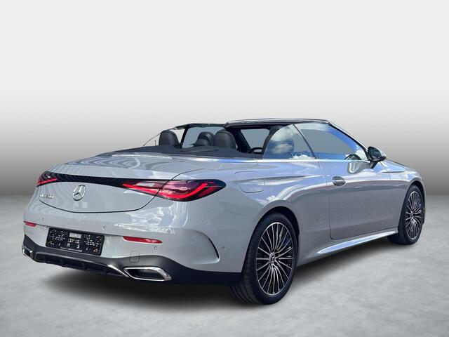 Mercedes-Benz CLE Cabriolet 200 AMG Line | Airscarf | Memory Stoelen | Apple Carplay & Android Auto | Cruise Control