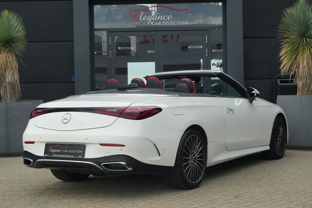 Mercedes-Benz CLE Cabriolet 200 AMG Line | 204PK | Burmester | Airscarf | Memory | ACC | Mercedes-Benz CLE Cabriolet 200 AMG Line 204 PK met 2.0 viercilinder benzinemotor, lederen bekleding, Burmester audiosysteem, navigatie, stoelverwarming en elektrisch verstelbare stoelen met