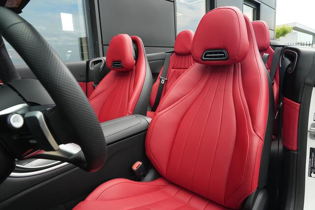 Mercedes-Benz CLE Cabriolet 200 AMG Line | 204PK | Burmester | Airscarf | Memory | ACC | Mercedes-Benz CLE Cabriolet 200 AMG Line 204 PK met 2.0 viercilinder benzinemotor, lederen bekleding, Burmester audiosysteem, navigatie, stoelverwarming en elektrisch verstelbare stoelen met