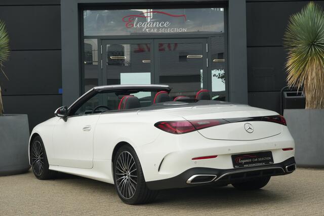 Mercedes-Benz CLE Cabriolet 200 AMG Line | 204PK | Burmester | Airscarf | Memory | ACC | Mercedes-Benz CLE Cabriolet 200 AMG Line 204 PK met 2.0 viercilinder benzinemotor, lederen bekleding, Burmester audiosysteem, navigatie, stoelverwarming en elektrisch verstelbare stoelen met