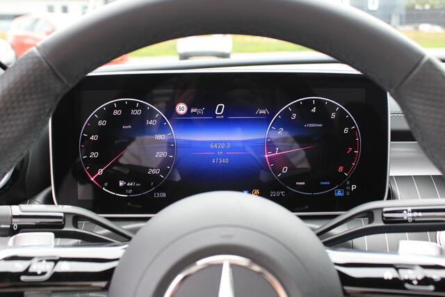 Mercedes-Benz CLE Cabriolet 200 AMG Cabrio Burmester | Distronic | Memory | Airscarf | Carplay | Camera | Keyless | Opalietwit Metallic | Dealer Onderhouden