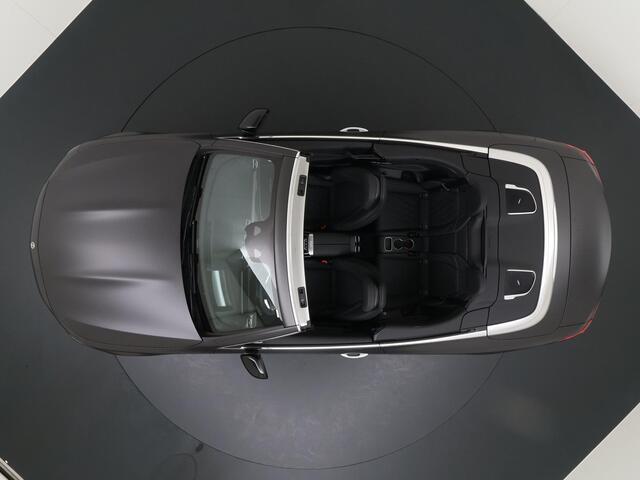 Mercedes-Benz CLE Cabriolet 450 4MATIC AMG Line | Airscarf | Multicontourstoelen Voorin | Distronic Cruise Control | Digital Light | Head-Up Display | Burmester Surround Sound | Memorystoelen | Nightpakket