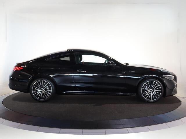 Mercedes-Benz CLE Coupé 200 AMG Line | Night | Panoramadak | Memory stoelen | Sfeerverlichting | Parkeercamera | Stoelverwarming |
