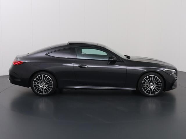 Mercedes-Benz CLE Coupé 200 AMG Line | Panoramadak | Night | Memory | Burmester | Rode gordels | 19 inch AMG multispaaks | Headup |