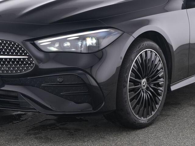 Mercedes-Benz CLE Coupé 300 e AMG Plug-In Hybride Edition AMG-Line | Night Pakket | Panoram Schuif-Kanteldak | Digital Licht | Stuur en Stoelverwarming. Inclusief 24 maanden Mercedes-Benz Certified garantie voor Europa.