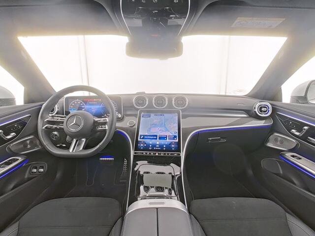 Mercedes-Benz CLE Coupé 300 e AMG Plug-In Hybride Trekhaak | Digital Licht | Burmester® 3D-Surround-Soundsystem | Parkeerpakket met 360°-camera | Panarama Schuif-Kanteldak. Inclusief 24 maanden Mercedes-Benz Certified garantie voor Europa.