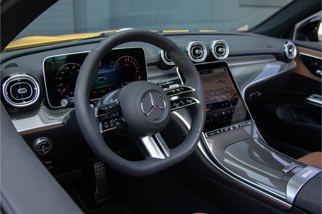 Mercedes-Benz CLE Coupé 300 e AMG Line | ACC | Pano | Burmester | NL Auto | Camera | Lane & Side Assist | Memory | Keyless Go | Apple & Android Carplay | Verkeersbordenherkenning | MBUX Premium | Led | Sfeerverlichting Premium | 19"| 313PK | Fabrieksgarantie 01/27