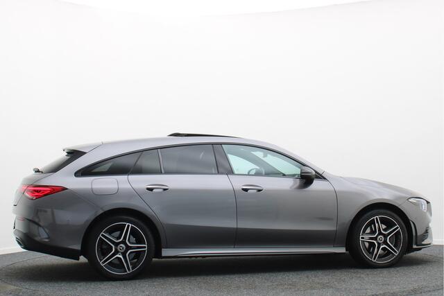 Mercedes-Benz Cla Shooting Brake 250 e Premium Plus AMG Panoramadak, ACC, Camera, Sfeerverlichting, Trekhaak, Widescreen, 18"