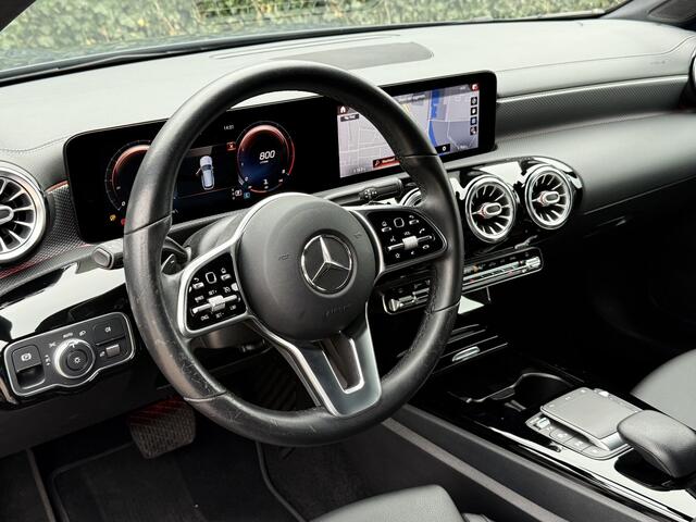 Mercedes-Benz Cla Shooting Brake 180 I Sfeerverlichting I WideScreen