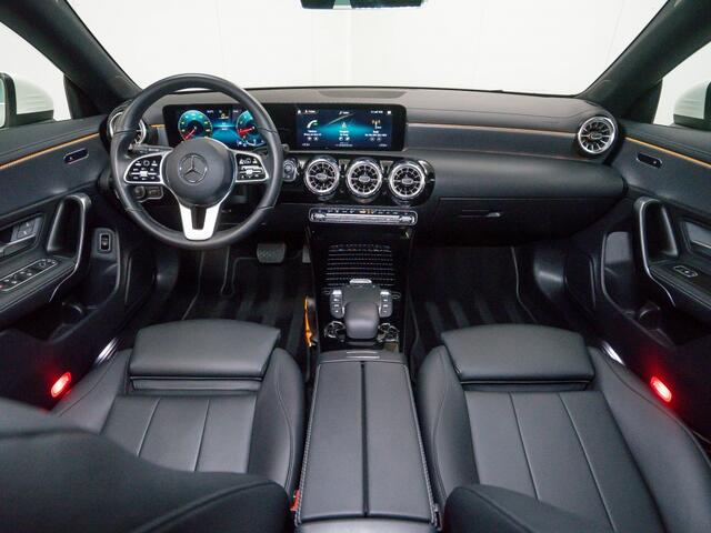 Mercedes-Benz Cla Shooting Brake CLA 200 Progressive | LED | Achteruitrij-camera | Trekhaak