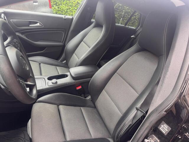 Mercedes-Benz Cla Shooting Brake 180 Prestige limited edition