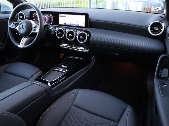 Mercedes-Benz Cla Shooting Brake 180 Star Edition