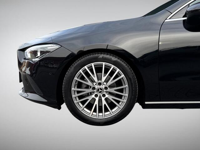 Mercedes-Benz Cla Shooting Brake 180 Business Solution Luxury NL-Auto, Trekhaak Uitklapbaar!