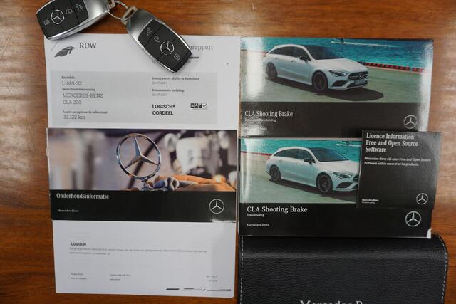 Mercedes-Benz Cla Shooting Brake 200 Business Solution Luxury/Leer/Rijassist/1e Eig /Dealeronderhouden.