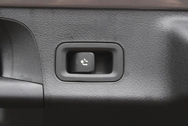 Mercedes-Benz Cla Shooting Brake 250 e AMG Line PHEV SFEER LED NAVI CAMERA 47000KM!!!