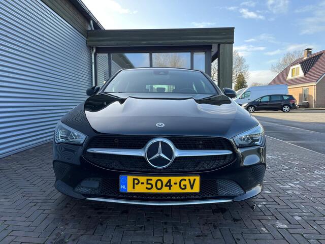 Mercedes-Benz Cla Shooting Brake 200 Business Solution Luxury