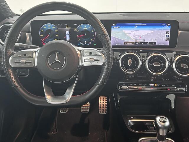 Mercedes-Benz Cla Shooting Brake 180 Advantage AMG | PANORAMADAK | NAVIGATIE | ACHTERUITRIJCAMERA | PARKEERSENSOREN