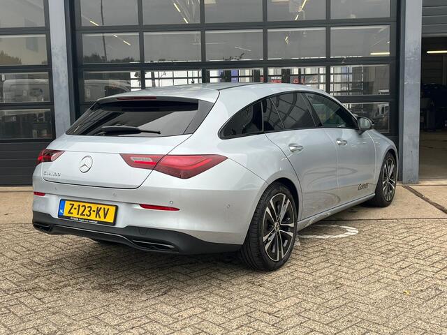 Mercedes-Benz Cla Shooting Brake 180 Luxury Line