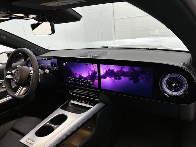 Mercedes-Benz Cla Shooting Brake 200 Business Solution AMG 58 kWh | Premium Pakket | Winterpakket | Nightpakket | Trekhaak | Massagefunctie | MBUX Augmented Reality navigatie | Smartphone integratie | Vast panoramadak |
