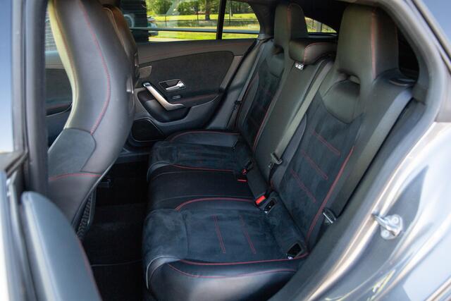 Mercedes-Benz Cla Shooting Brake 180 Premium Plus , Virtual cockpit, Achteruitrijcamera, Sfeerverlichting, BTW
