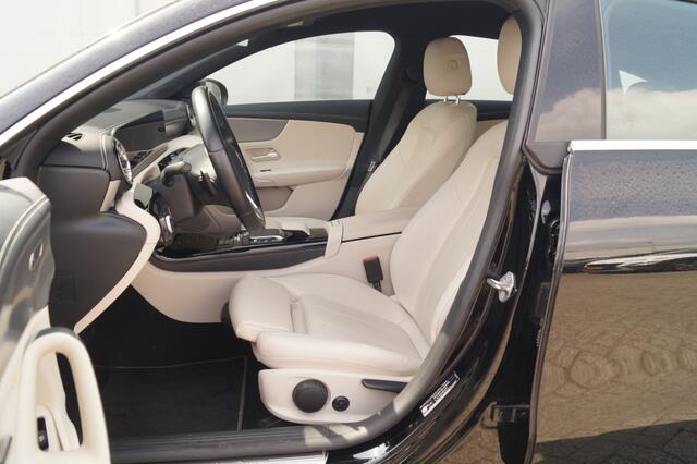 Mercedes-Benz Cla Shooting Brake 200 163pk Automaat Business Solution Luxury -LEER-