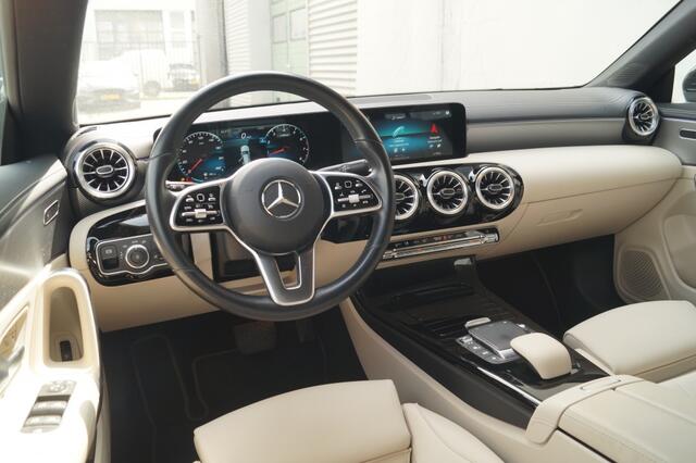 Mercedes-Benz Cla Shooting Brake 200 163pk Automaat Business Solution Luxury -LEER-