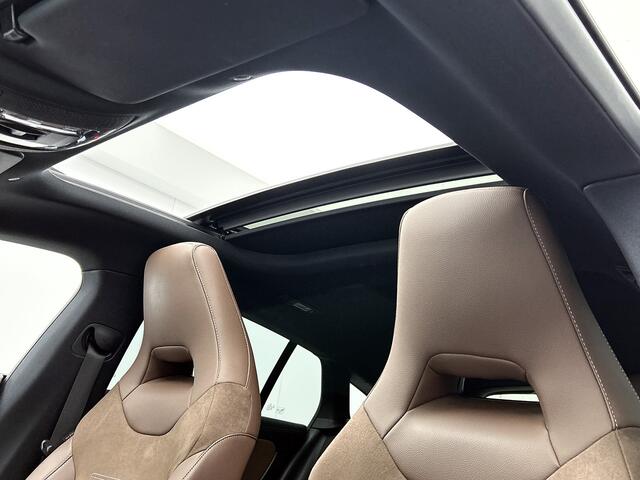 Mercedes-Benz Cla Shooting Brake 250 e AMG Line Inclusief 24 maanden Mercedes-Benz Certified garantie voor Europa.