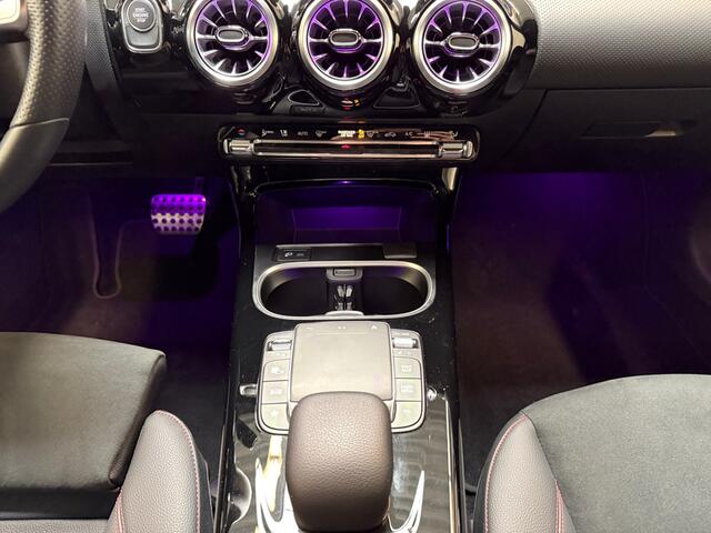 Mercedes-Benz Cla Shooting Brake 250 e AMG Line I Pano I Widescreen I Ambient Lighting
