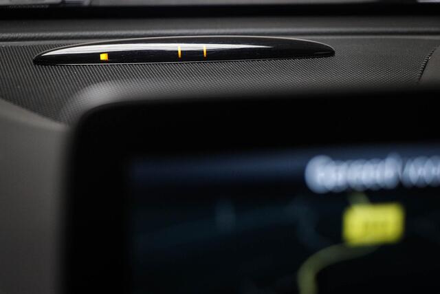 Mercedes-Benz Cla Shooting Brake 180 Business Solution | PLUS PACK | LED | STOELVERWARMING | APPLE | CAMERA