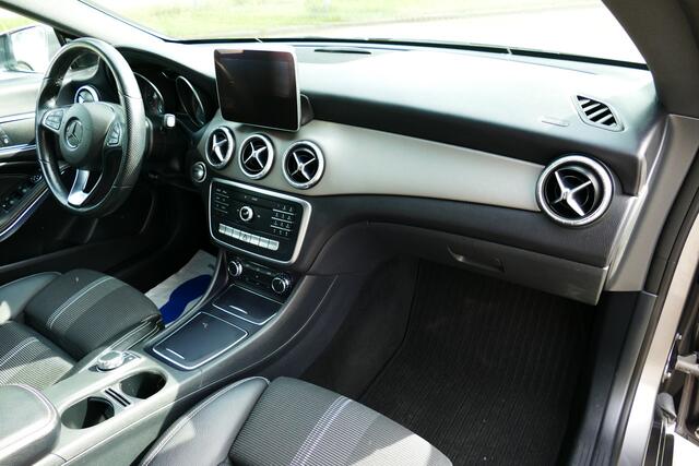Mercedes-Benz Cla Shooting Brake 180 Business Solution Plus Upgrade Edition. Half Leer, StoelVerw, Navi, Led, 18"LMV