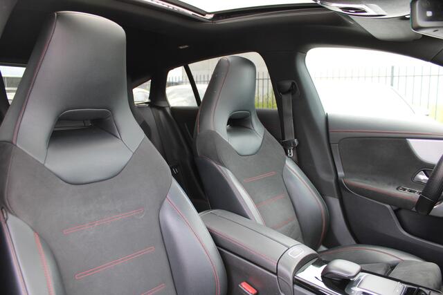 Mercedes-Benz Cla Shooting Brake 200 AUT7 AMG LINE NIGHT PANORAMADAK SFEER CARPLAY KEY-LESS GO MULTIBEAM