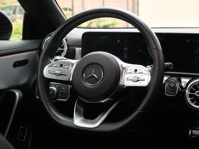 Mercedes-Benz Cla Shooting Brake 250e 218Pk Business Solution AMG Limited Pano-dak / Stoelverwarming / Camera / Navi