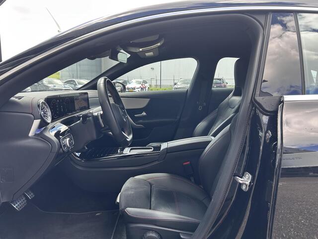 Mercedes-Benz Cla Shooting Brake 200 AMG Line | Achteruitrijcamera | Stoelverwarming | Sfeerverlichting