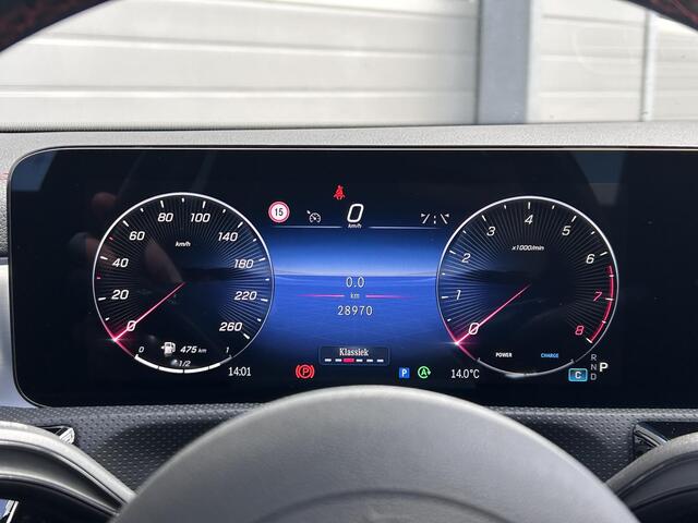 Mercedes-Benz Cla Shooting Brake 200 AMG Line | Achteruitrijcamera | Stoelverwarming | Sfeerverlichting
